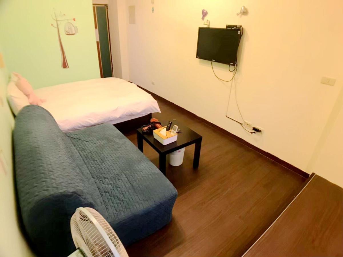 Happines Trip Inn Tchaj-čung Exteriér fotografie